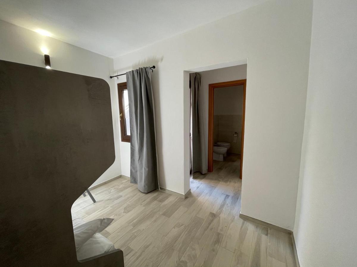 Barrile'S Hotel Olbia Bagian luar foto