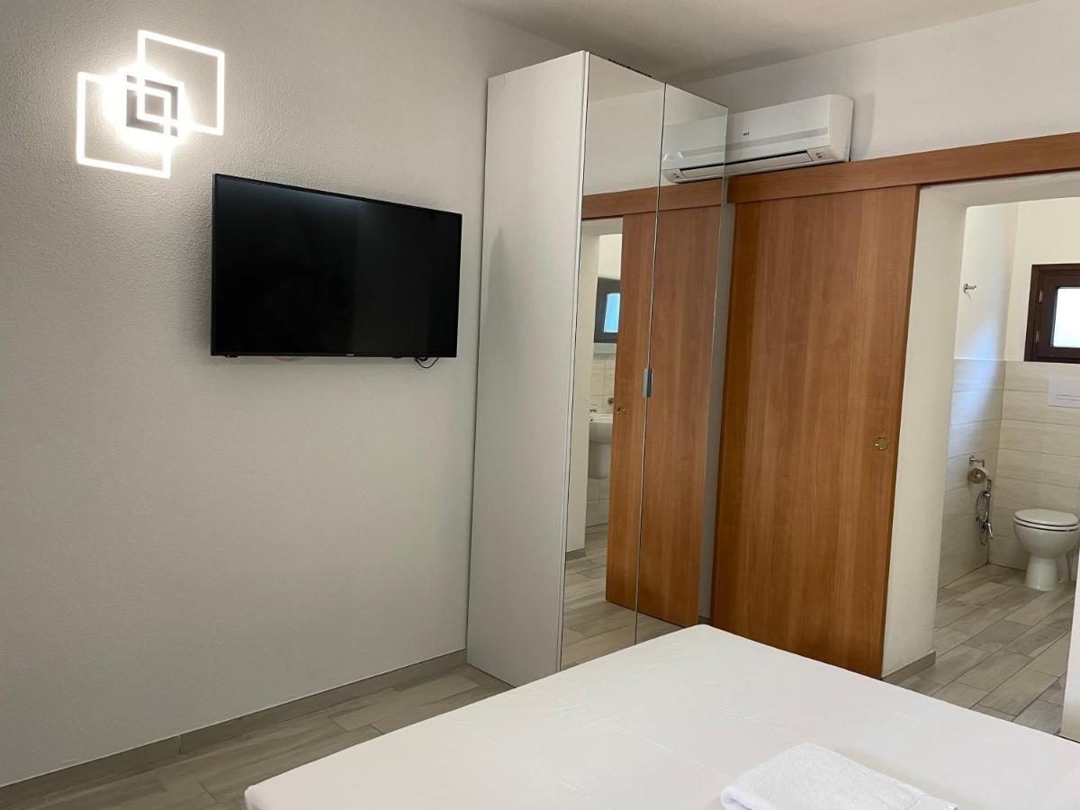 Barrile'S Hotel Olbia Bagian luar foto